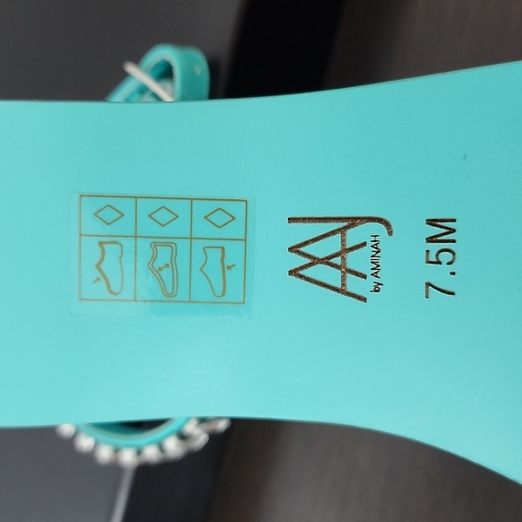 NEW AAJ By Aminah Womens Viktoria Embellished Flate Teal 7.5 Ankle strap Sandals - Picture 4 of 9